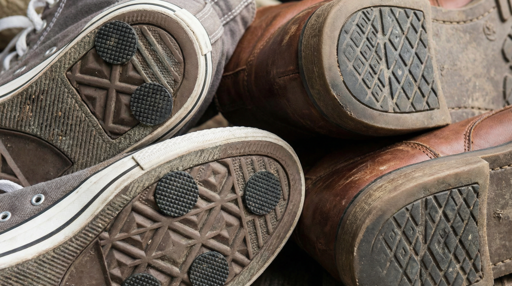 Adesivi antiscivolo sotto suola scarpa